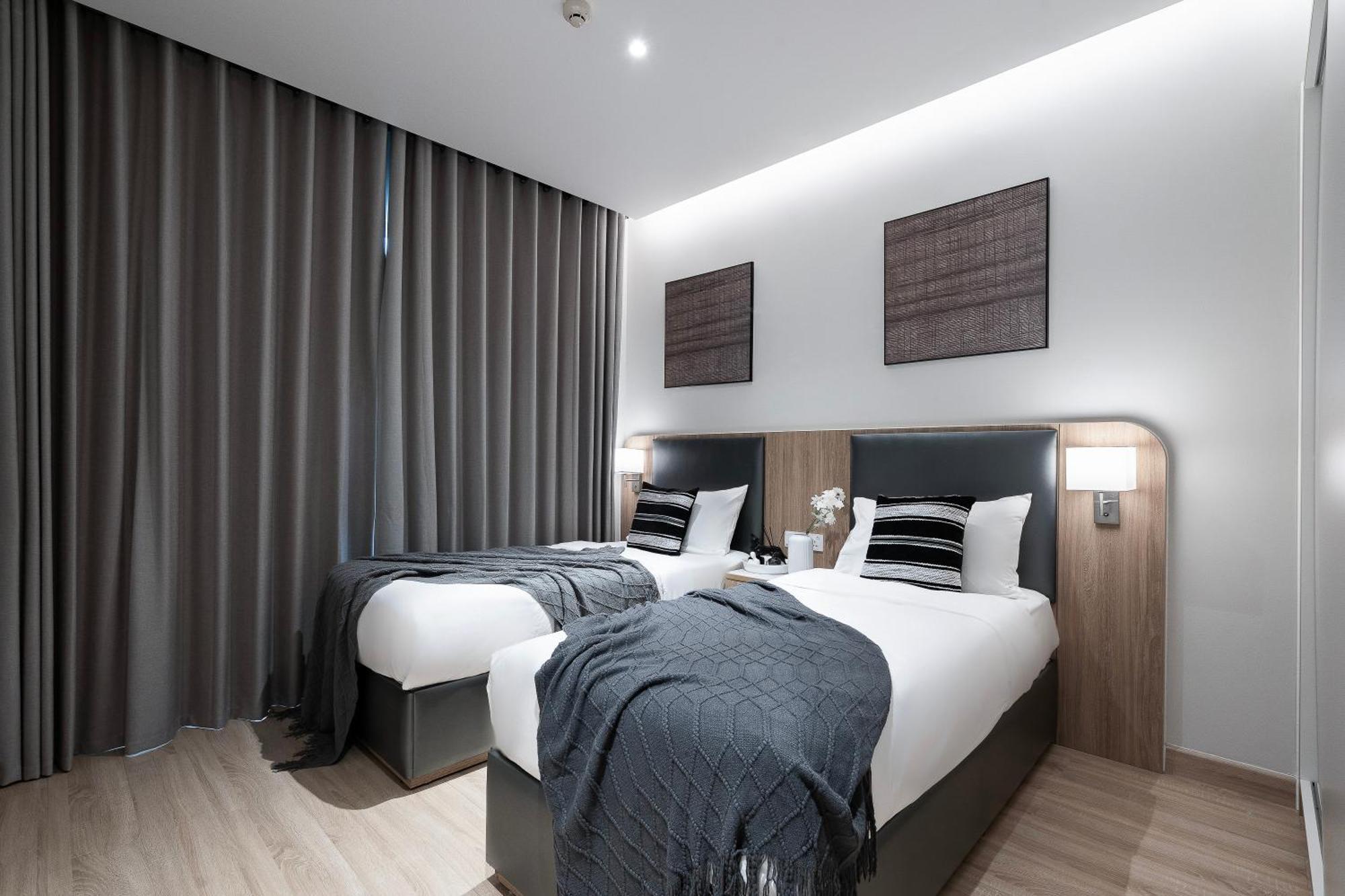 Modern District 1 2br&3br D1&zenity Outdoor Jacuzzi Pool Căn hộ TP. Hồ Chí Minh