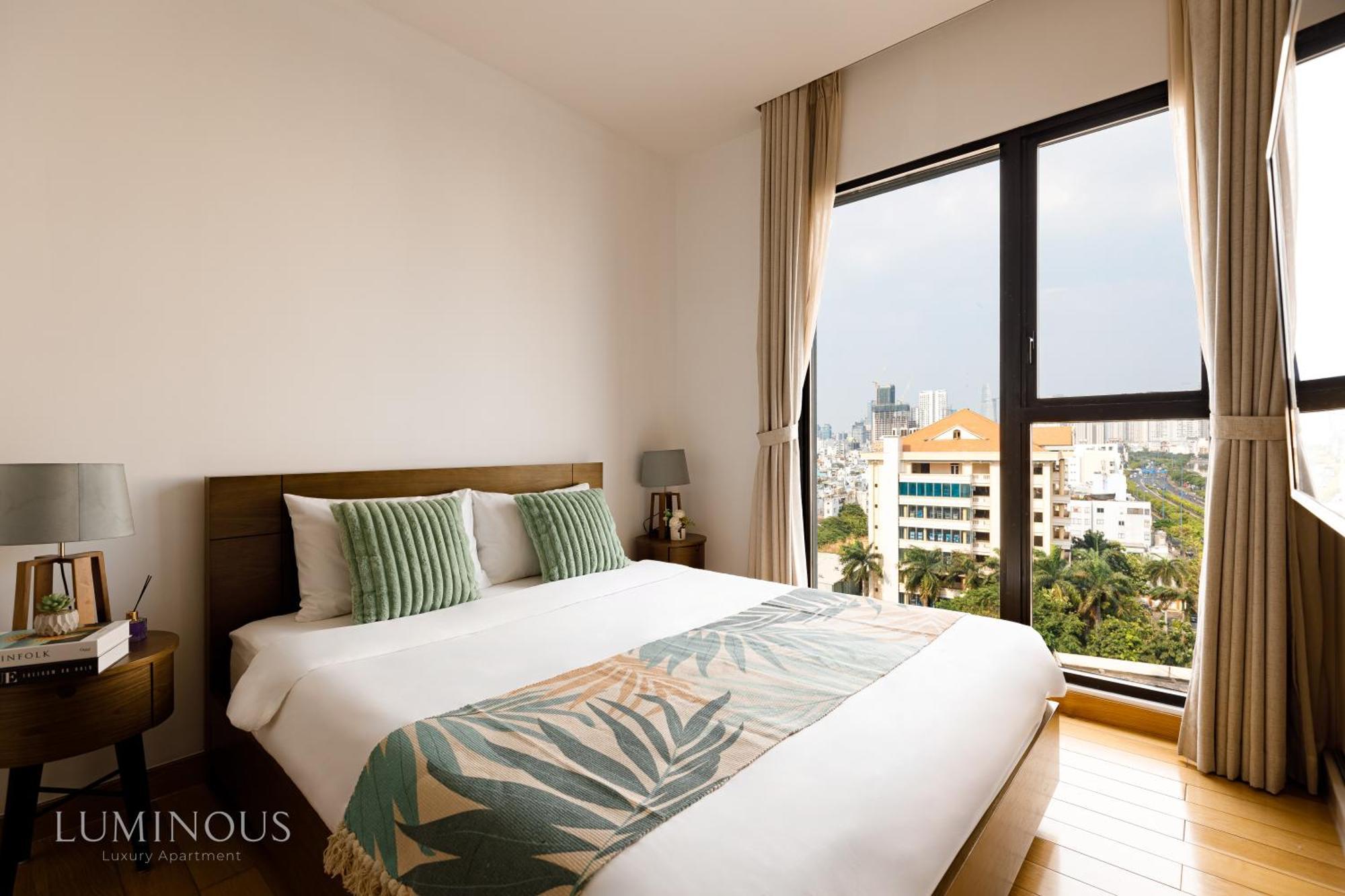 Modern District 1 2br&3br D1&zenity Outdoor Jacuzzi Pool * TP. Hồ Chí Minh