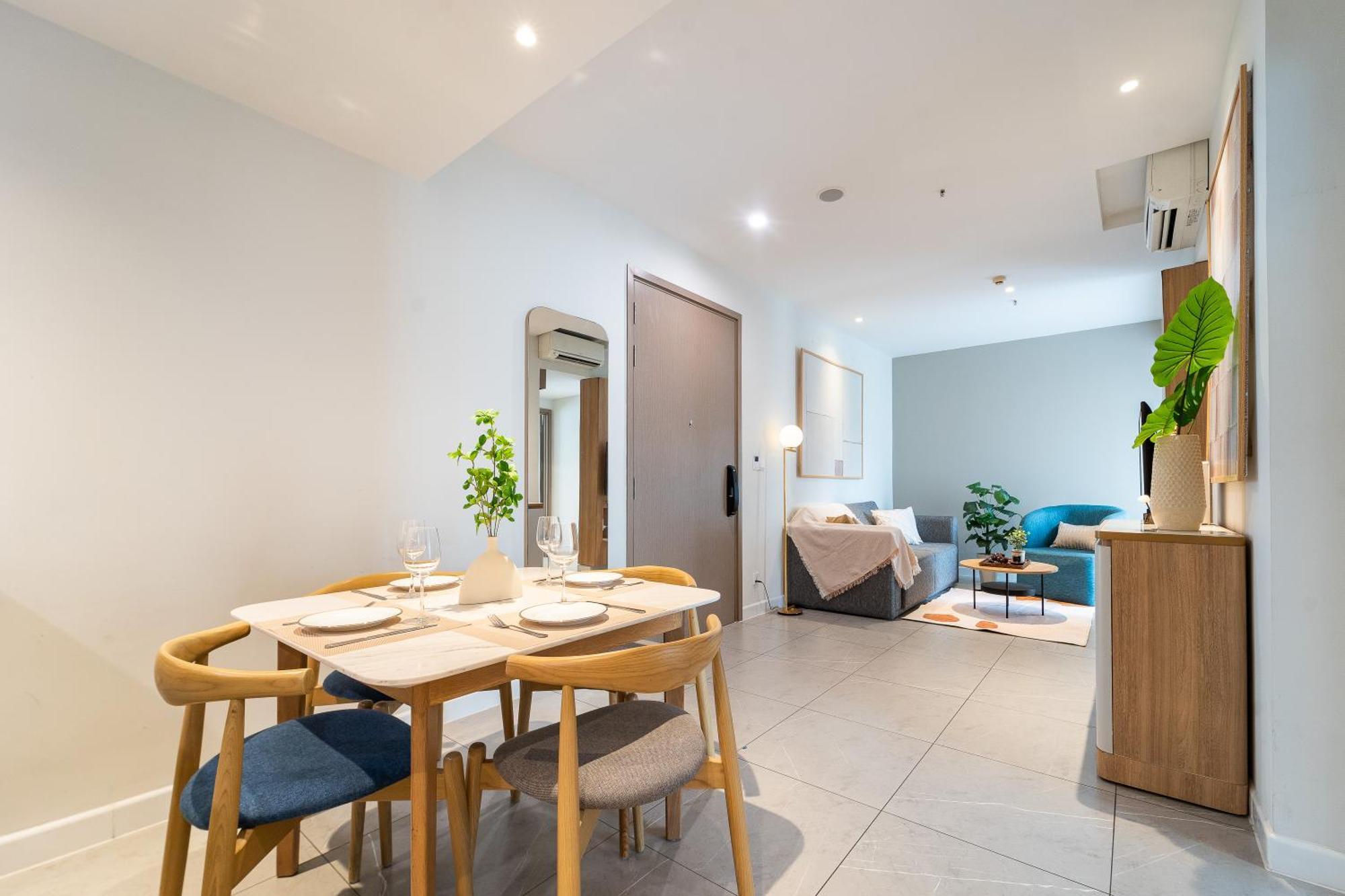 Modern District 1 2br&3br D1&zenity Outdoor Jacuzzi Pool Căn hộ TP. Hồ Chí Minh